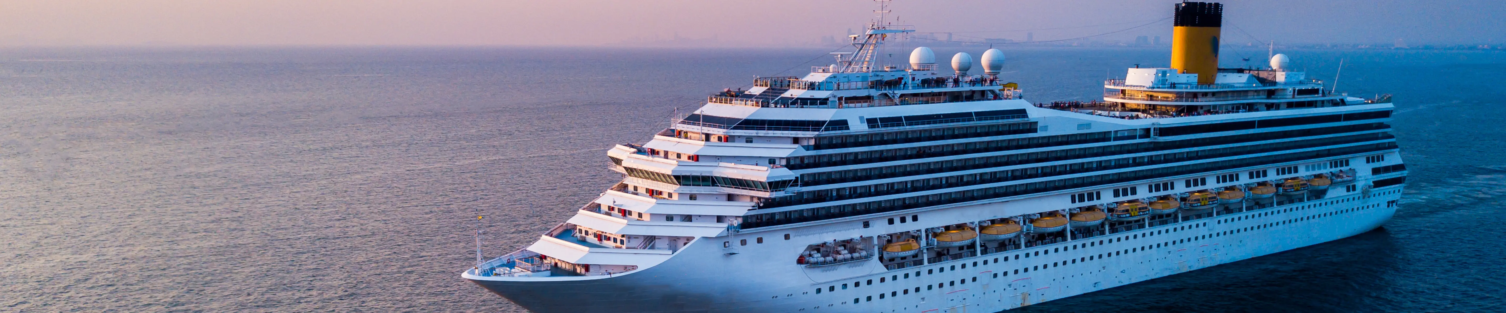 Cruise tour services at Baku Holiday Travel.